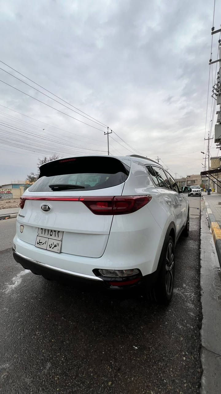 الموديل: 2020
النوع: كيا سبورتاج
اللون: أبيض
الوارد: خليجي
رقم : اربيل 
الحالة: مكفولة
المحرك: 4 سلندر
الكير: أوتوماتيك
الوقود: بنزين
الدفع: أمامي
ماشيه: 37 الف 

المواصفات:
 • تشغيل مفتاح
 • شاشة عادية
 • كاميرا خلفية
 • زجاج كهرباء
 • مرايا كهرباء
 • تحكم بالمقود
 • سبير موجود جديد 

ملاحظات:
 • السيارة نظيفة
 • استخدام شخصي
 • جاهزة للفحص بأي مكان
     •السنويه منتهية 2025/11/4
💰 السعر: (210)
📍 الموقع: (البصرة -ياسين خريبط )
📞 للاتصال: (***********) 
انه مكلف بلنشر يمكم رقم راعيها عنده وات ساب
