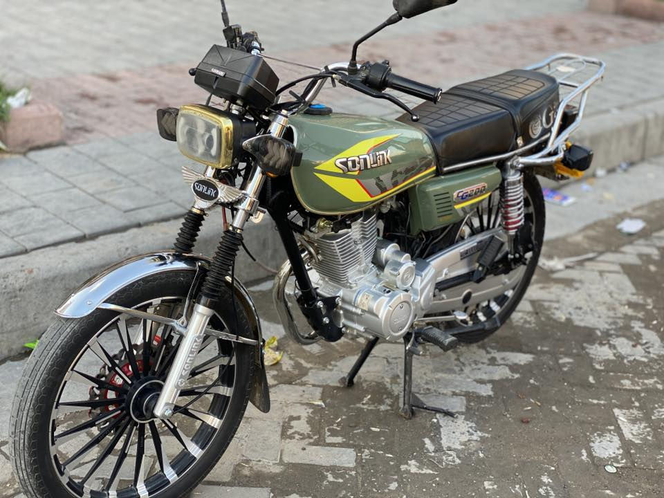 سونك موديل 2025 للبيع 

سلام عليكم دراجه 5 كير مكينه 200 سيسي حقيقي 
دراجه الحلى من الصور كلشي شغال وكآمل ما بيها نقص اوراق موجود عنوان بغداد العبيدي 

السعر 750 

‭0771 365 7960‬ مكلف بل نشر
