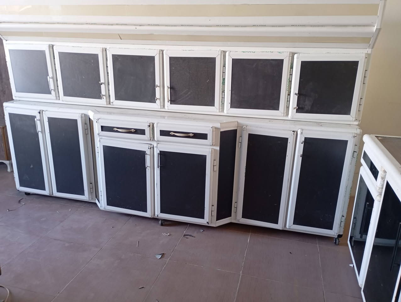 كاونترات للبيع درجه اولى استفسار من رقم اوخاص*********** محل ماهر اللهيبي يم سيطره عشاير قرب سيطره
