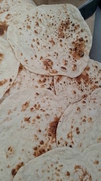 خبز بيت • خبز حار • خبز عروك • خبز منزلي • توصيل خبز • مخبوزات منزلية ...