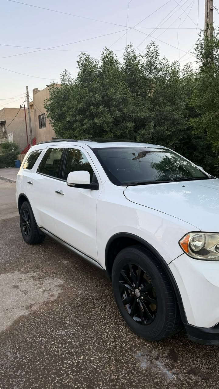 السلام عليكم دونكو موديل 13 خليجي فول مواصفات مكينه 6 سلندبيه ربع باب     اليمنه وسبر من الجاملغ الخلفي شخط وصبغته مو ضربه رقم اربيل باسمي تحويل مباشر السعر 190 وبيه مجال مكاني الدوره ***********
