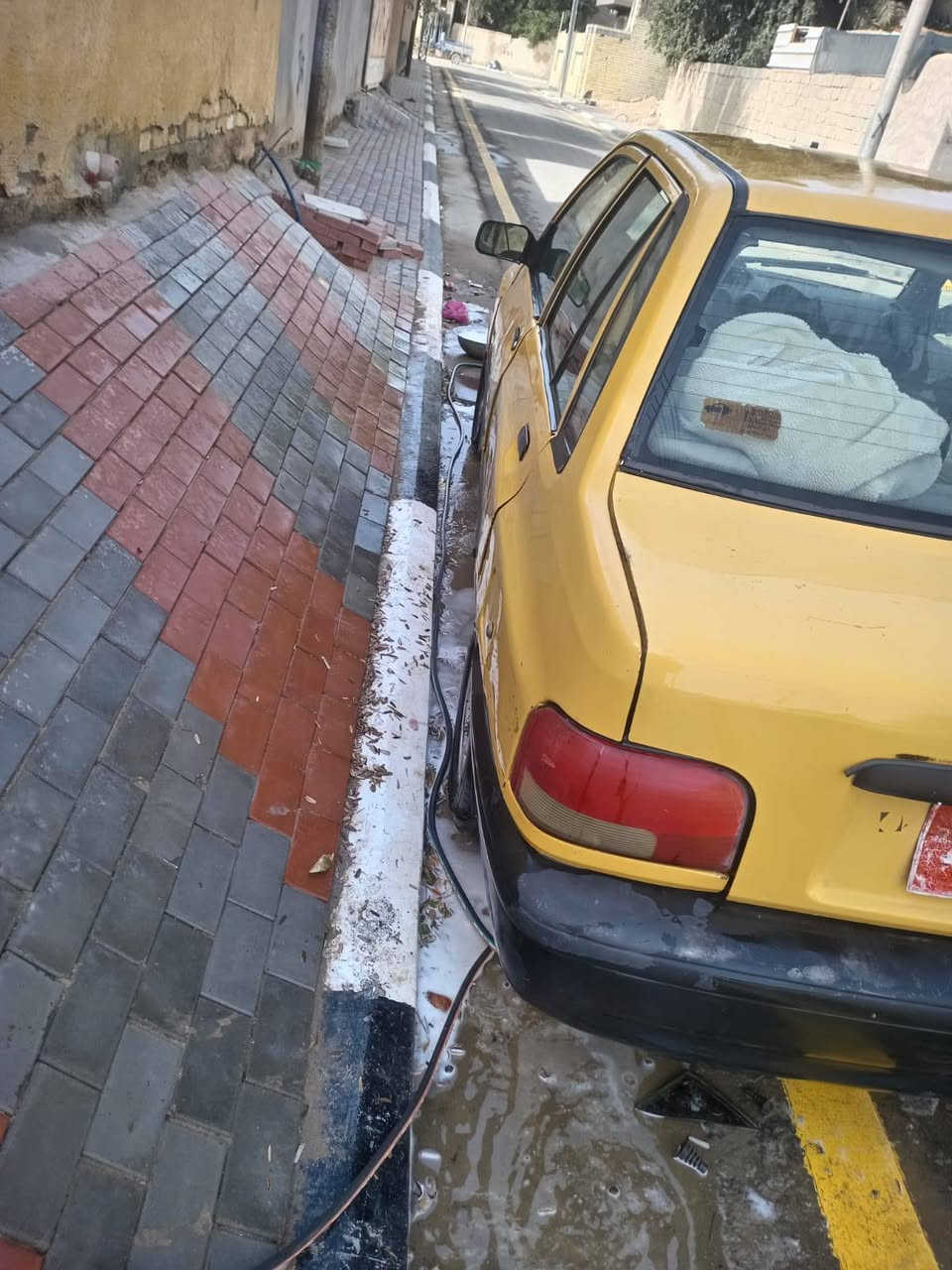 موديل 12 رقم بغداد بيها خيط بخار سياره شغاله وجاهزه تخم تاير حداديه كهربائيات كلها شغاله دوشمه السعر قفل من الاخير وبدون اي تعامل 10 اوراق المكان كربلاء طويريج***********
