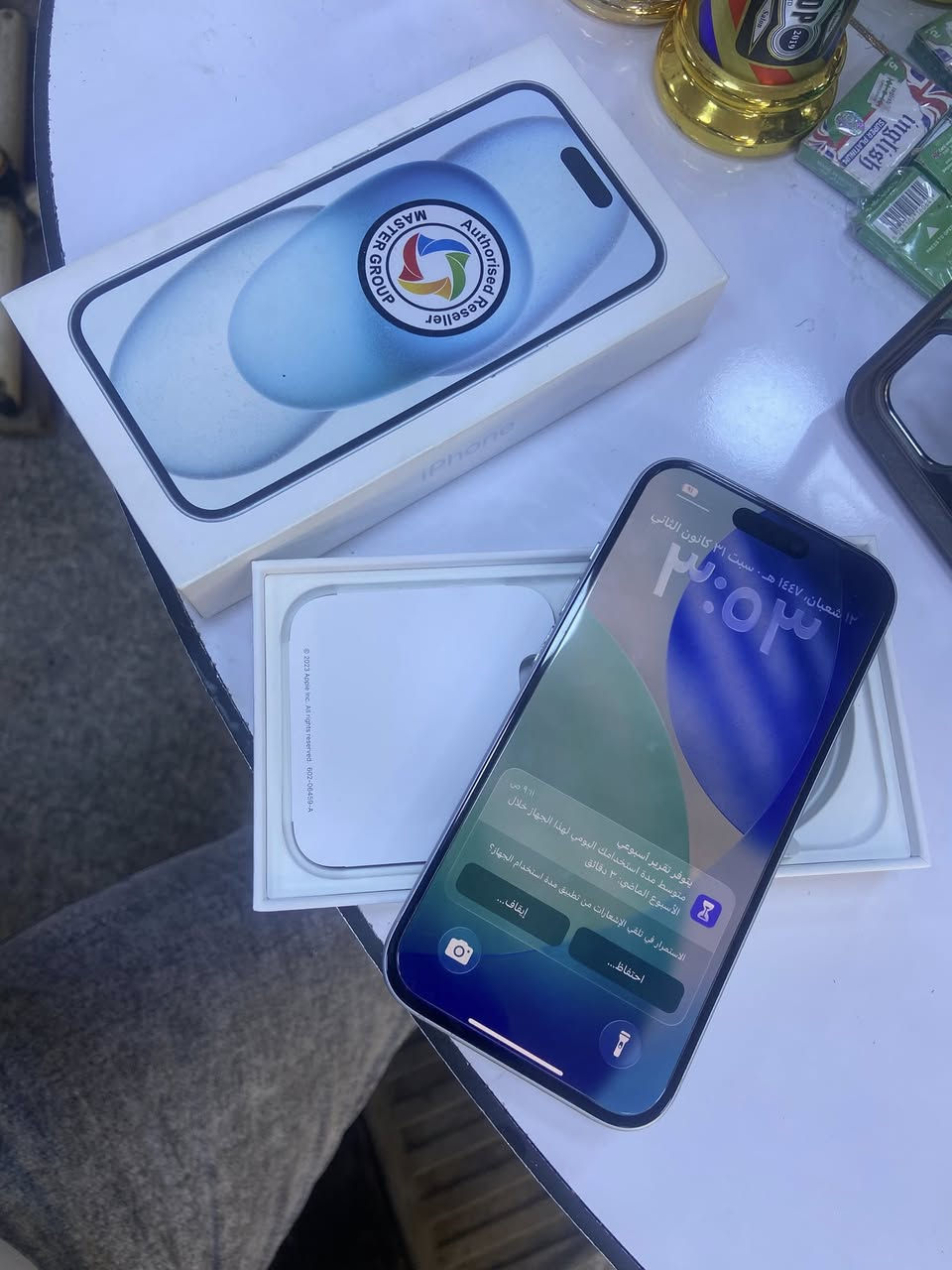ايفون 15 الصغير الصغير مكفول جديد على ايدي استعمال شخصي اتصال ***********واتس اب وخط السعر 750

