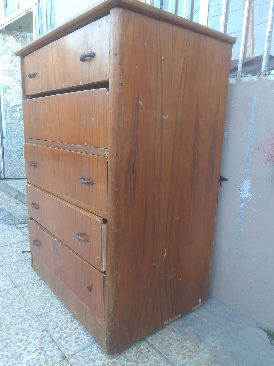 للبيع سعر 60. ***********
