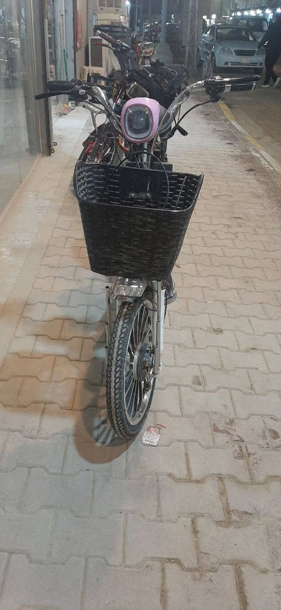 دراجه شحن بطاريات جديد   عقل جديد كلشي ما نقصها 
سعر 275الف المكان الانبار قضاء عنه 
رقم +9647830517544


**إذا كنت صاحب هذا الإعلان وتريد حذفه لأي سبب، رجاءا أرسل رسالة إلى الدعم الفني**