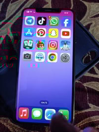 جهاز آيفون اكس ماكس ذاكره  ٥١٢شريحتين فيس إيدي شغال   جهاز مبدل بطاريه...