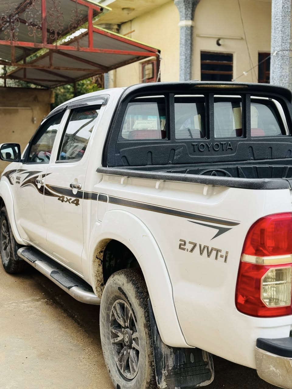 تيوتا هايلوكس للبيع فور ويل
موديل2009مكفوله من الضرر شرط سونار
رقم اربيل دولي 22Aسنويه2029 تحويل مباشر
محرك مفتوح شرط 
كير اوتماتيك
داخل صاج
اشايربل امري
دوشمة
شاشه
تخم تاير 
شاصي22
تبريد شغال شرط❄️.                    
                                                                          #السعر185


**إذا كنت صاحب هذا الإعلان وتريد حذفه لأي سبب، رجاءا أرسل رسالة إلى الدعم الفني**