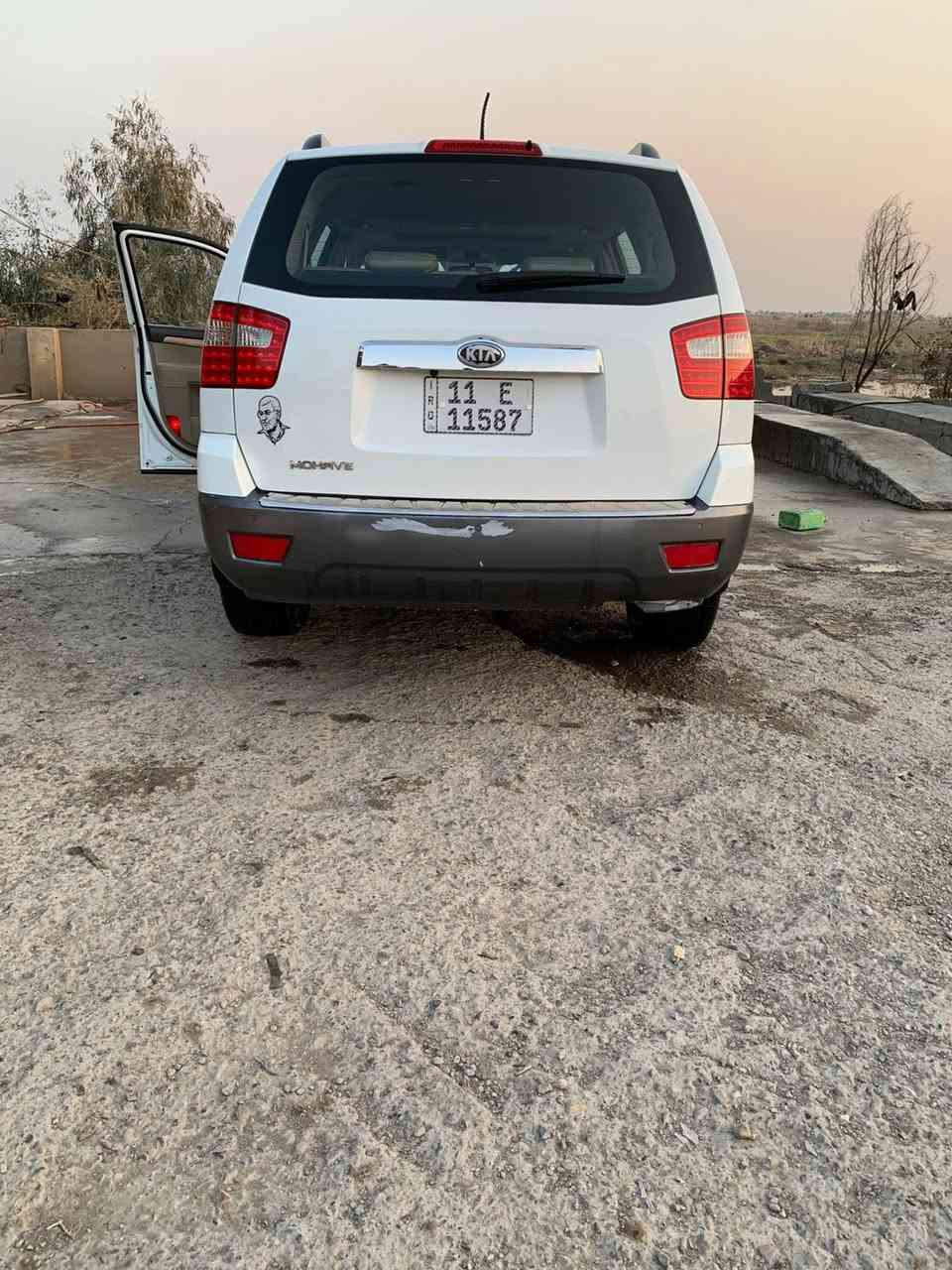 السلام عليكم 

موهافي للبيع 
م/2013 
سياره جاهزه من كلشي تخم تاير حداديه مكينه كير مكفولات شرط 
بدون ضربه فقط بارد فقط 
ماناقصها برغي تحويل مباشر 
فتحه بانورامه شاشه تحكمات سياره 1/1 
مكان السياره ديالى بعقوبه 
رقم صاحب السياره سعرهاا (175) 
هـ/ ‭0770 017 0543‬
