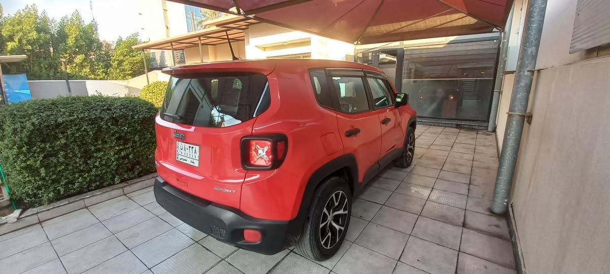 محرك ٢٤٠٠ دفع رباعي فئه السبورت
صور الحادث مرفقة 
سعرها (125)
وبيها مجال 
رقم الموبايل 
***********@
