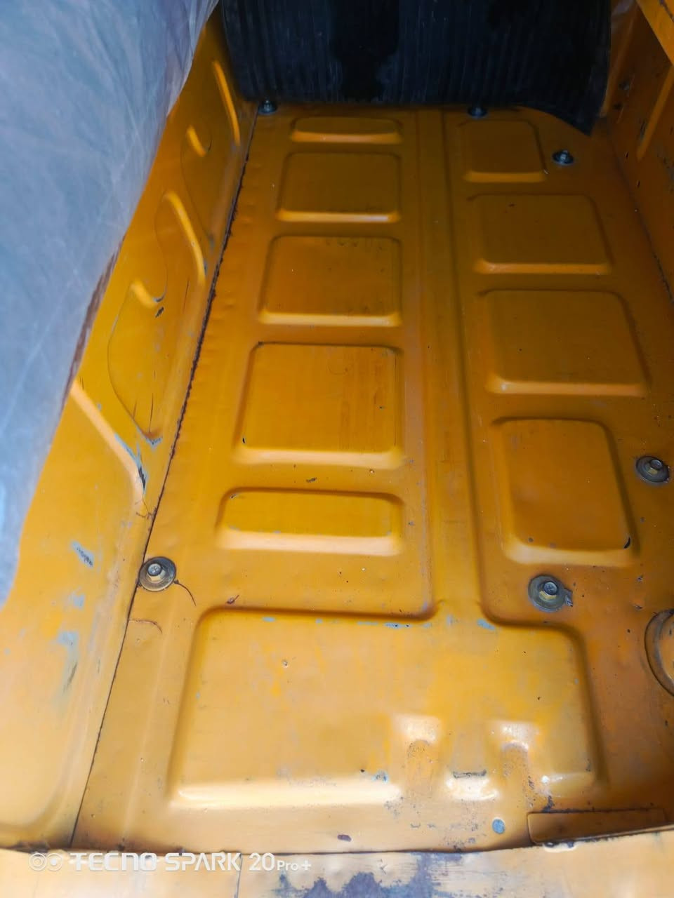 سلام عليكم تكتك للبيع مرقمه 2020/11 مابيهة يي نقص تجي وتشوف سعر 6900 عنواني مدينه لصدر داخل 
***********
