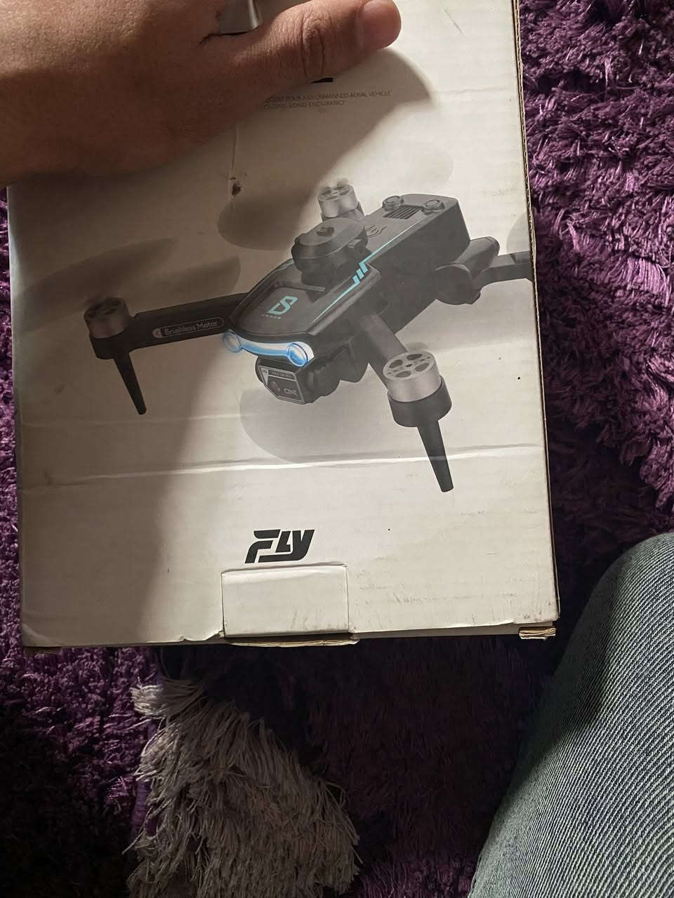 السلام عليكم طيارة درون تصوير المناسبات تربط على اي جهاز ان كان أندرويد أو آيفون كلش عادي طيارة عل شحن سعرها 35 الف وبيها مجال العنوان بغداد البلديات تقاطع الكهرباء رقمي ***********.الطيارة انت تستخدمها تفحصها وتاخذها وتروح إذا اي خلل بيها انطيك ياها بلاش و للعلم اني مآخذها قبل شهر وياها غراضها الاحتياطية والله العضيم كلش حلوة وجميلة …….👌🏼👌🏼👌🏼@
