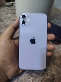 ايفون ١١ • ١٢٨ • بطاريه ٧٢