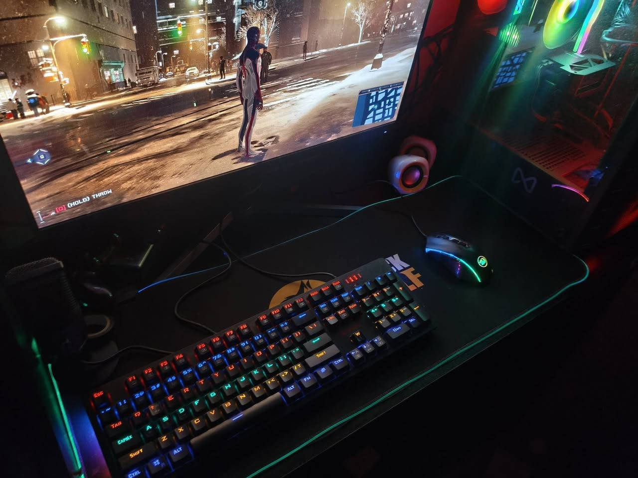 تجميعه كامله للبيع

كارت شاشه 4060

رامات 16  RGB  ddr4 3600

 معالج i5 12400f

مذربورد prime h610m-k d4

التخزينSSD M.2  1tb 3400

بور سبلاي msi a600dn 600 watt

 ومبرد darkflash

شاشه full hd aoc فريم 180
ميز gaming

ماوس redragon 
كيبورد redragon 
ماوس باد نيون

سماعات redragon بس بيهن مشكله  هاي هديه مني

1400


**إذا كنت صاحب هذا الإعلان وتريد حذفه لأي سبب، رجاءا أرسل رسالة إلى الدعم الفني**