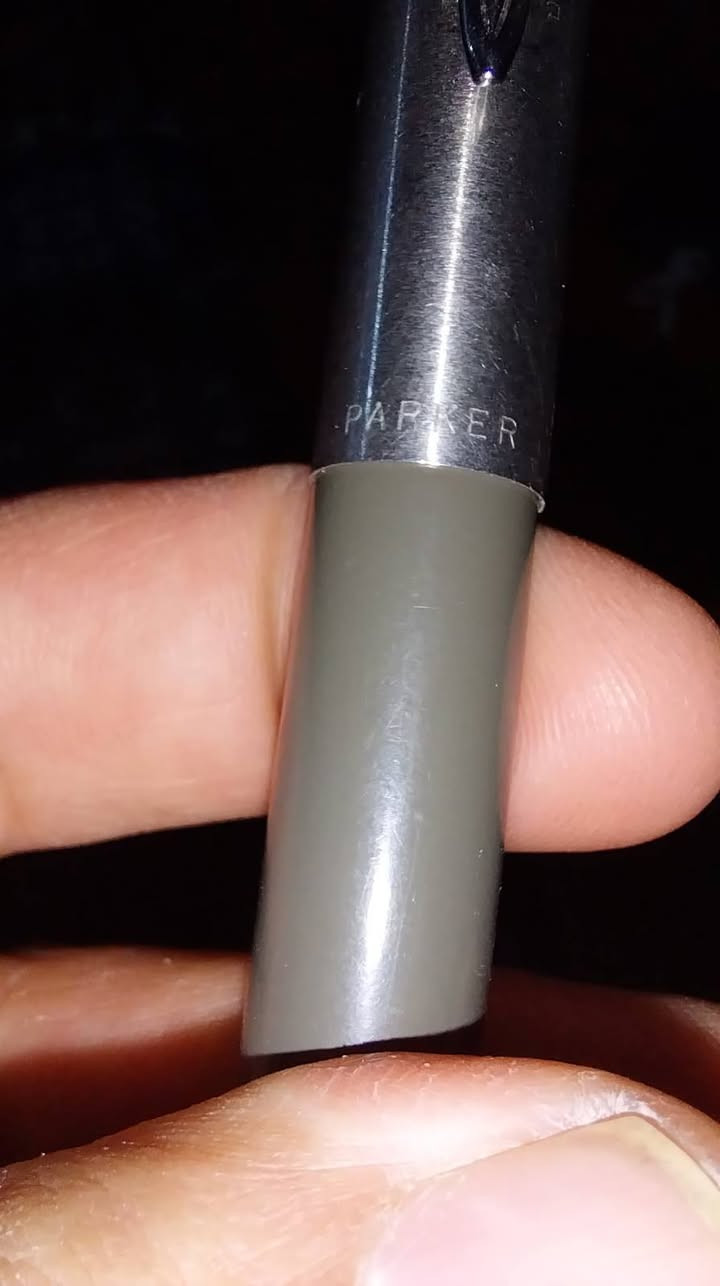 قلم حبر باركر قديم اذا يفيدك خلي سعر


**إذا كنت صاحب هذا الإعلان وتريد حذفه لأي سبب، رجاءا أرسل رسالة إلى الدعم الفني**