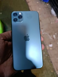 آيفون ١١ برو ماكس • للبيع