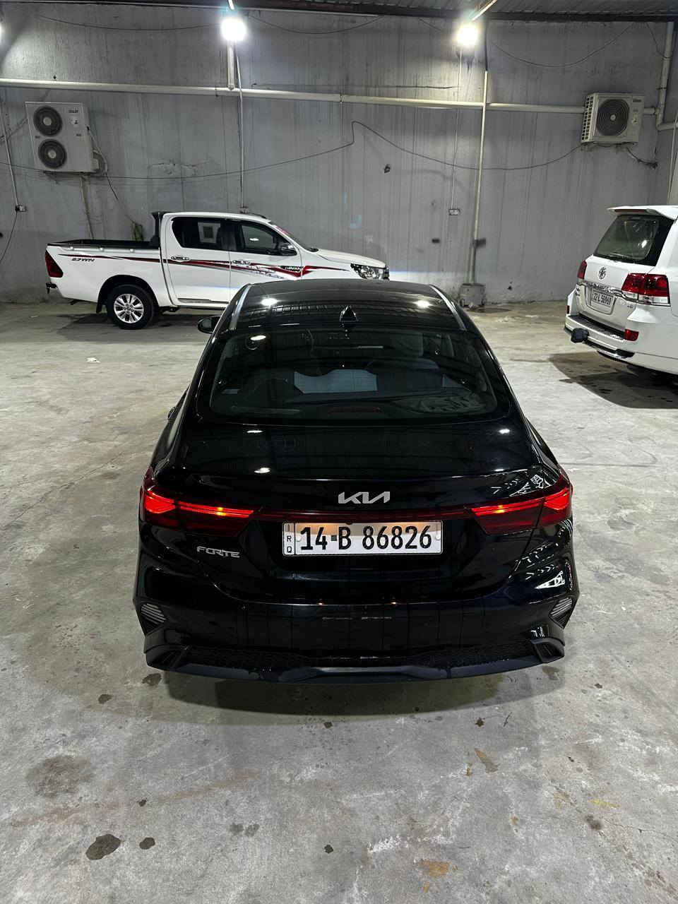 كيا فورتي موديل 2023
محرك دوش 2000

مواصفات نص فول 

مرايات إشارة

 تحكم ستيرن 

رادر جانبية 

كاميرا خلفية 

 تتبع مسار و مانع تصادم امامي 

مثبت سرعة 

سيارة نظافة فول بدون صبغ تصليح بارد

السيارة باسمي حرة سنوية ل 2029

رقم التلفون ***********
