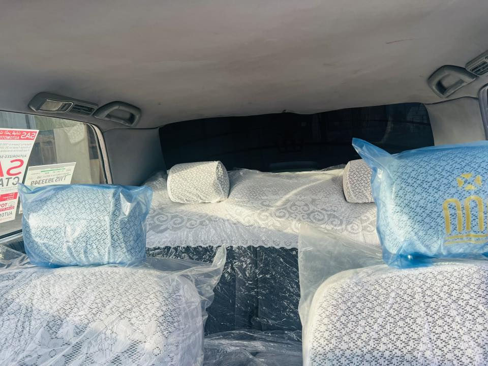 السلام عليكم راس الثور للبيع  موديل 1998رقم بابل مداور ثاني يوم  السياره كفاله ضربه وكص بيه بارد بسيط وصبغته جماليه جانت جارده مكينه حلوه فيشه وبطل اسود حداديه جديده تايرات جدد تخم ويل نجمه السعر 98 وبيه مجال المكان نجف مشخاب الرقم ***********
