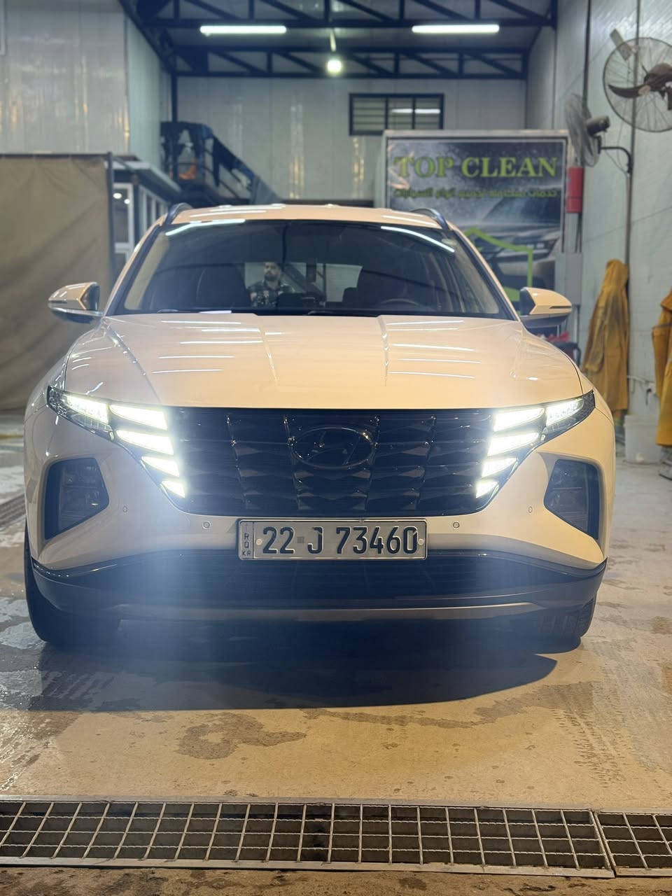 توسان موديل 2023 مكفولة للبيع
مواصفات العادية قمارة حديد كشنات كهرباء 3 مودات قيادة داخل اسود هند بريك دكمة ابل كار بلي 

السعر212 وبيها مجال 

للاتصال ***********
