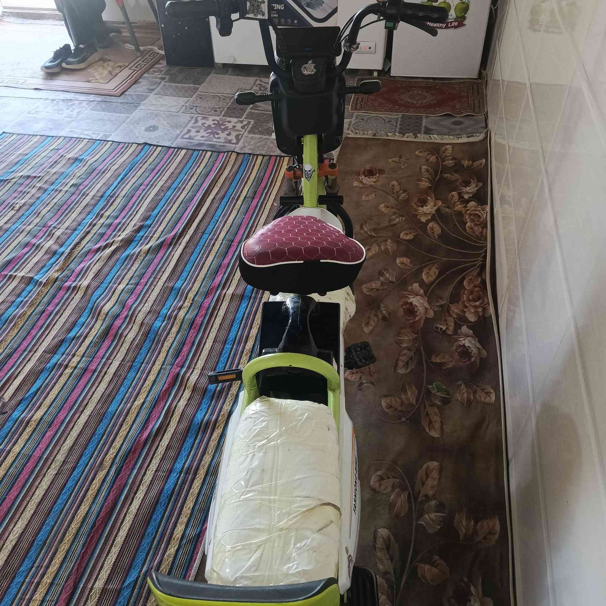 السلام علیکم دراجه للبیع مودیل 2024 السعر 300قفل الاستفسار علئ الرقم ***********
