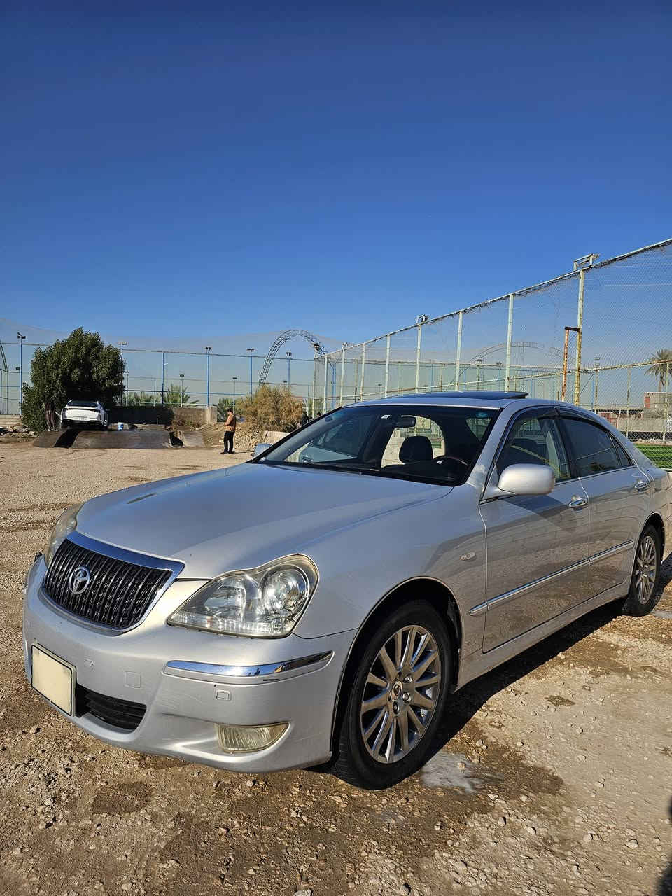 سلام عليكم للبيع ماجستا بحريه جديده كلش موديل 2008مدفوع كمرك قرار 48 باقي بس رقمة كصه قماره 5دكم فول مواصفات 6بصمات  سعر 120وبيه مجال ستفسار اتصل ***********
