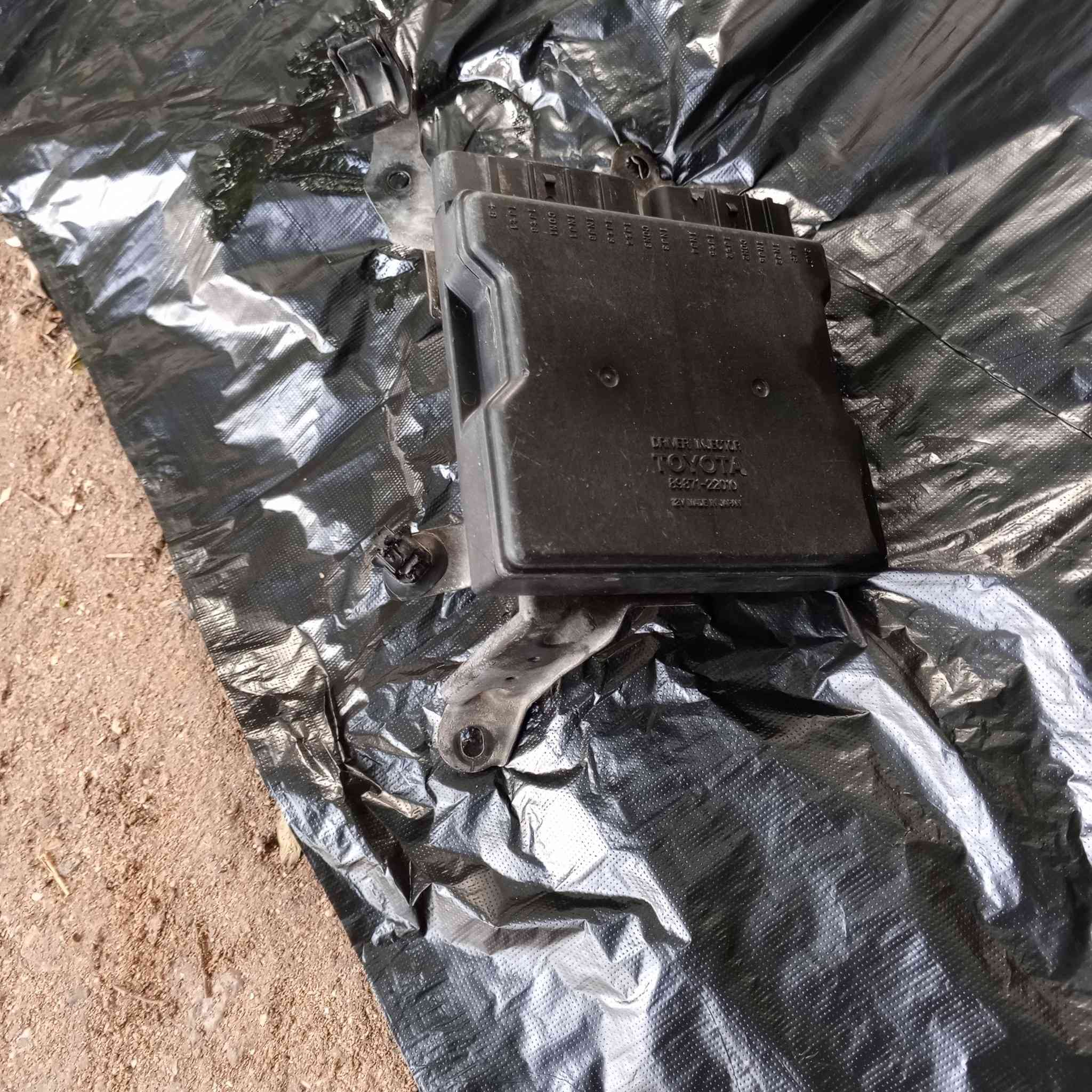 يوجد
كمبريسر وسلف  وضفيرة  ودينمو  وعقل
ودبة باور  للبيع ادوات شغالات اخو الجديد 
المكان بني منصور 
***********
