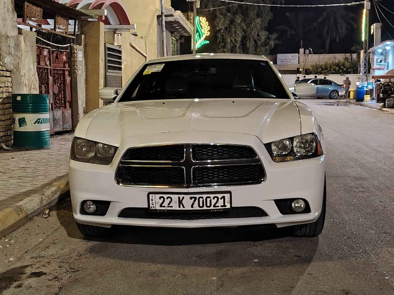 السلام عليكم لبيع جارجر 13 رقم شمالي بسمي جاهزه من كلشي مكينه كير اكسن تخم تاير حداديه خلفي امامي كلها جديد سياره كفاله فقط بس بوارد بيها  السعر 168 وبيها مجال *********** مكان سياره كوت مكلف بنشر
