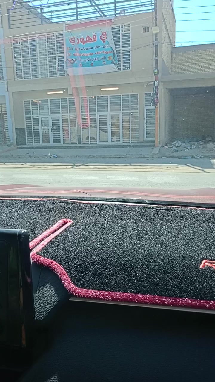 قطعة للبيع في الرستميه خلف مرور الرستميه مساحة 100 متر واجه 5 نزال 20 زراعي سند 25 السعر 40 تفاصيل اكثر على الخاص او الاتصال ***********
