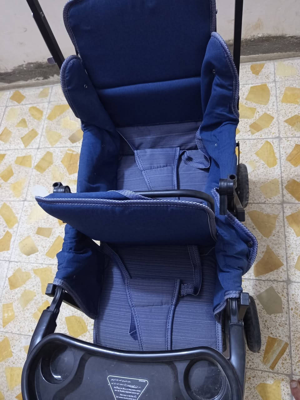 السلام عليكم .
عربانة اطفال نفرين جديده استعمال قليل 
سعرها 75 الف 
مكاني بابل مركز 
***********
