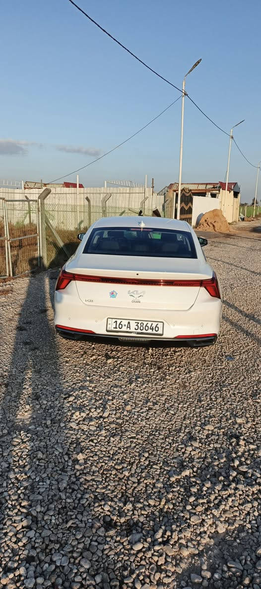 مديل ٢٢ماشيه ٨٠ الف مكانه بل ديوانيه بيه قطعتين باب او جاملغ الخلفي جهة اليمنه صبغ سعره ١٩٠ او بيه مجال الشراي يتصل ***********
