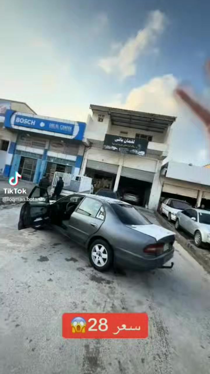 متسبوشي كلانت موديل ١٩٩٤
 كير اوتوماتيك رقم نينوى سنوي اصلي
 كير محرك نضيفة تايرات جديد 
    مكان دهوك ***********
