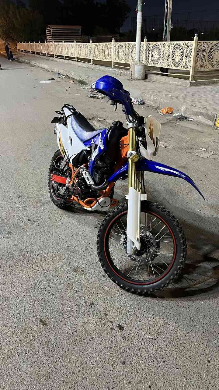 السلام عليكم دراجه سونك قفاز  مديل 2025 مكينه 250
5 كير دراجه خير من الله مكينه شلعه شك لكاع معدل يخبل ترايك وين متريد أوراق كامله وصار شهر واحد من نازله من لمعرض وممشاها موجود بل صور دراجه جديده معنى لكلمه ‼️سعر مليون 550" وبيها مجال مكاني بغداد حي اور تواصل ((***********))
