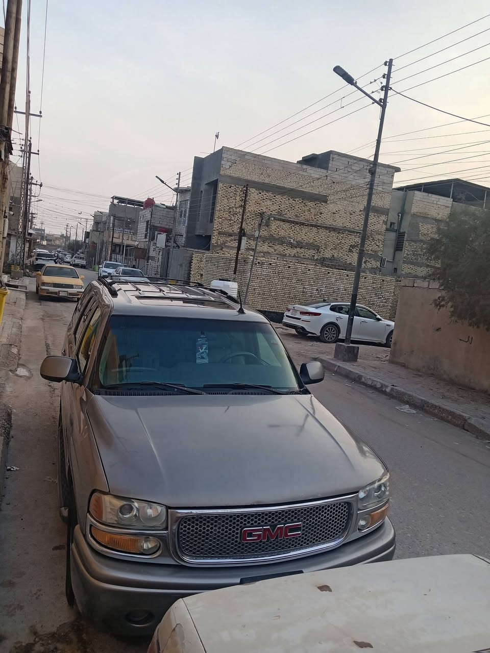 سلام عليكم جي ام دنلي مديل ٢٠٠٦ گير مكينة حدادة تخم تاير خير من الله سعر ٥٠ للاستفسار الاتصال على الرقم ***********
