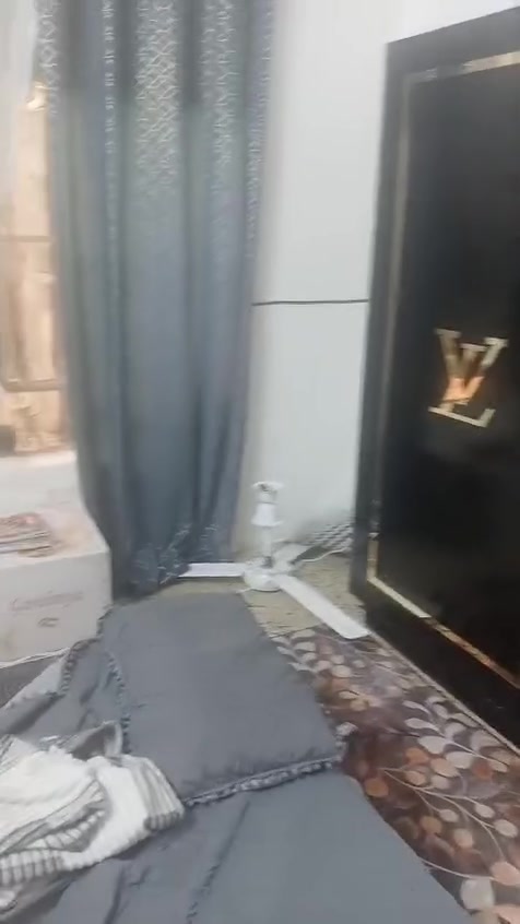كنتور صاج ٦ باب سعره ١٥٠ الف
غرفه نوم تركي نفرين ب٤٠٠ 
وبيهن مجال


**إذا كنت صاحب هذا الإعلان وتريد حذفه لأي سبب، رجاءا أرسل رسالة إلى الدعم الفني**
