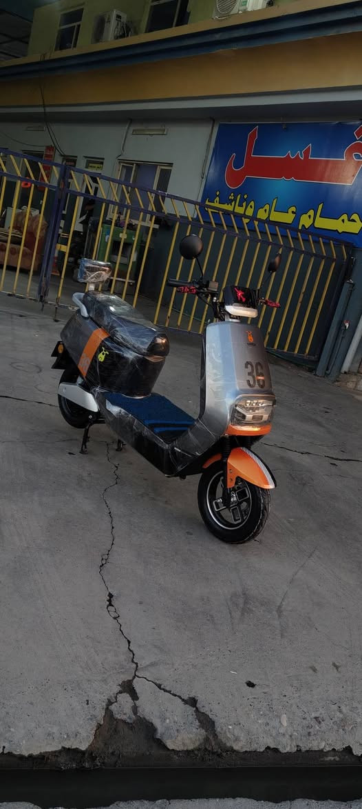 السلام عليكم
ماطور شحن /اوباما 36 
موديل 2024
نضيف حيل..4 نمر.. سرعته 65
زوج تايرات جديد 
ما بي اي خلل بس الدكمه التحكم ما اللايت دخل عليها مي
والباقي كله شغال شرط 
السعر 550 وبي مجال 
رقم الهاتف 
***********
