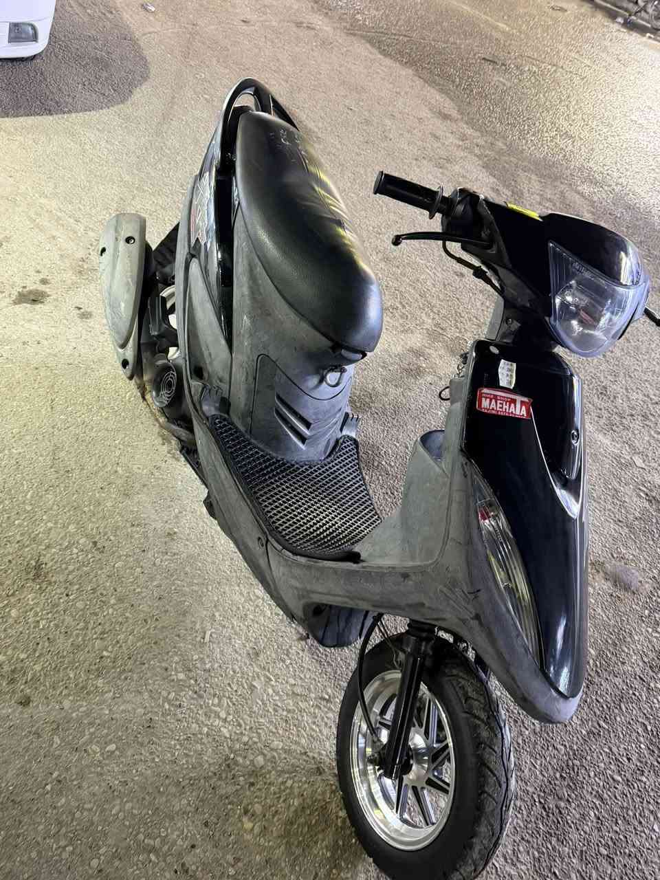 ***********البيع حاويه الما يشتري لا يدوخني 🇹🇼
