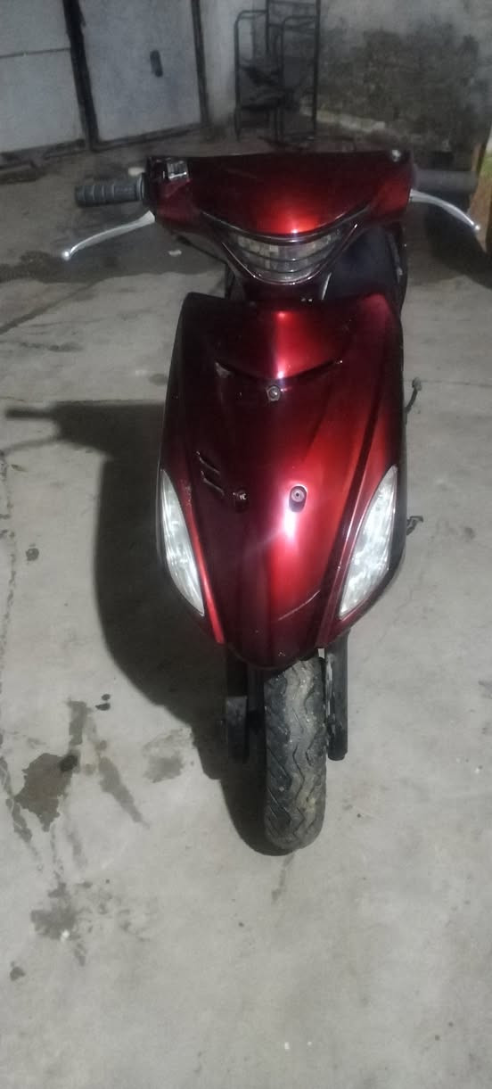 دراجه كوري ابلاديه كفر نظيف كلها شغاله اي نقص مابيها سلف هندر اشاير دشبول شمعه السعر 225 وبيها مجال الخاص مفتوح او الاتصال *********** حله شارع الظغط حي الامام ٠٠٠٠٠
