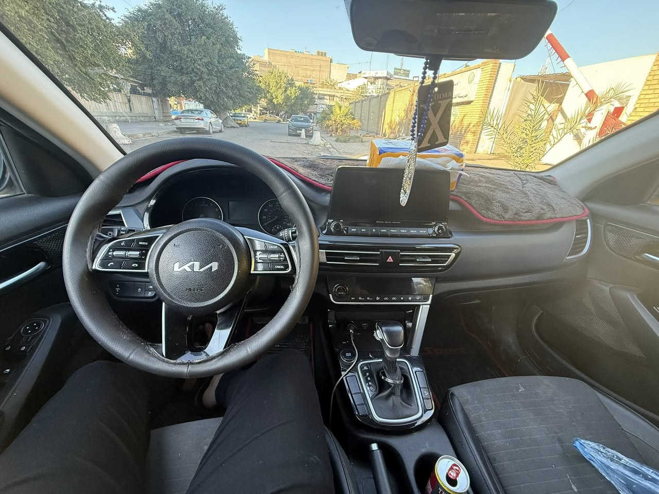 يا الله
*********** ☎️

كيا سلتوس 2023 

تو كار بلاد لونين 🍋

محرك 2000 دوش مفتوحراجع استندر 

رقم بغداد ماشية 85 الف 
كيلو موميل

لد نهاري لايت وبك لايت لد

اشاير بالمرايات شاشة جبيره

كامرا حساس رادار امامي 

كشنات جلد تحكمات ستيرن

3 وضعيات قيادة

نظام منحدرات باقي المواصفات معروفه 

سعر 140  بيها مجال للطيبين 

مكان سيارة بغداد الشعب📍

صور الحادث بالمنشور👇🏼👇🏼
