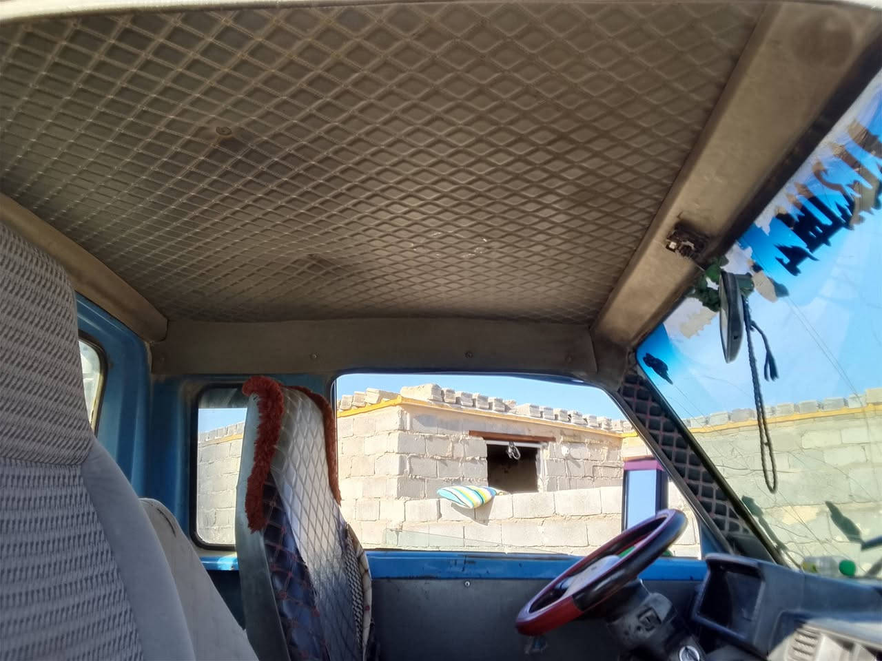 سلام عليكم
كيه بنكو سته جنكال 

رقم ديالى مشروع وطني سنويته 29 نكليزي صاعده هزه وجاهزه محرك كير صاصي رقم شاصي واضح تخم تاير حداديه مكفوله سياره حلوه مداور مباشر واني بخدمت شراي/***********مكان سياره كربلاء
