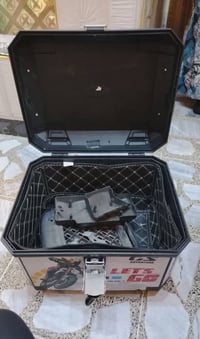 صندوك دراجه شحن ويرهم بانزين. مكاني بغداد شارع فلسطين. 07724558821