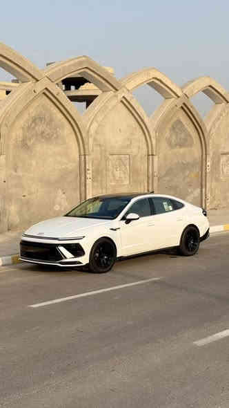 هيونداي سوناتا 2024 
وكالة الت ساك خليجي 
اعلى فئه رقم بغداد دولي تحويل مباشر ماشيه 25 الف كم 
كفالة عامه من گلشي محرك 2500 

مواصفات ،

بصمه دخول ذكي 
بنوراما 
تشغيل عن بعد 
كشنات جلد داخل قرميدي
كير تعليك 8 نمر 
لد أمامي خلفي 
لد داخلي دشبول وابواب متغير ألوان 
حساس امامي خلفي 
كامره خلفي 
شاشه متصل كار بلي 
مري كهرباء شفط 
 مناخ منفصل راكب وسائق 
السيارة

مصروف عليها هواي وشغل متعوب عليه 

تغليف ppf matt سعره 25 ورقه عليه ضمان 10 سنوات 
ويل SRT اصلي سعره 9 اوراق 
تخم تايرات مشلن MICHELIN وكاله سعره 12 ورقه تخم كامل 

السيارة على وضع الوكاله دواخل وخارج ومال جناي على ايد وحده من الوكاله دهن كله وكالة اكسادو وماشايفة غير البانزين المحسن والسوبر جاهزه على اخر حبه وماناقصها اي شي 

السعر 260 وبيها مجال للشراي فقط
 للاستفسار ***********
🔴 ورجاءاً الي ماعاجبه السعر يذكر كلام طيب مثله السياره مصروف ومتعوب عليها متتقارن بالي موجودات بالسوك 🔴
