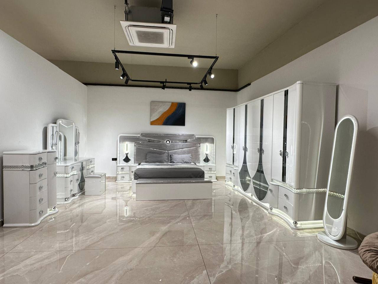 توفر لدى #الجذع_مول غرفة نوم دالاس 10 قطع تركي درجة اولى 

🔴 يوجد بيع بالنقد و التقسيط ( ماستر رافدين حصراً ) .....

عنوان الفرع الاول #الجذع_مول :- كربلاء المقدسة _ الحسينية _ العطيشي مقابل حي الصناعي

عنوان الفرع الثاني #معرض_الأمير :- كربلاء المقدسة _الحسينية_ قرب سيطرة ٥٧

📞 للإتصال :-
     ***********
     ***********
