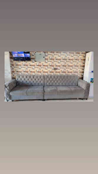 تخم ديوان للبيع التخم بعده جديد 15مقعد دبل سفنج تسكام السعر ٤٥٠وبي مجال عنواني حله ورديه خارج قرب معمل ابو گيره الاستفسار على هذا الرقم ***********
