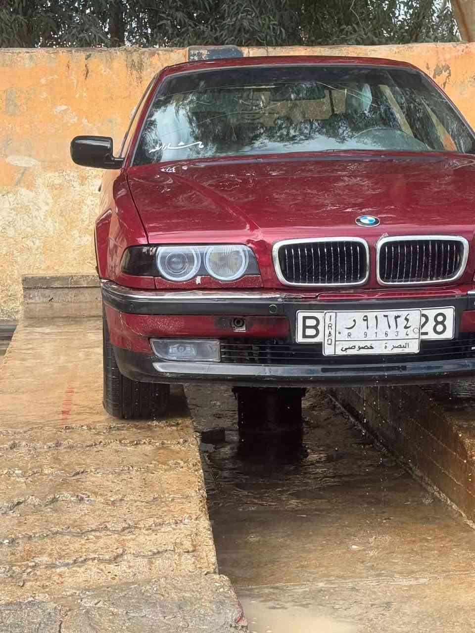 لبيع بيم 740 V8 موديل 2000
مكينه كير مكفولات السيارة جاهزه
من كلشي حداديه  جديده تخم تايرات 
السياره مفوله داخل جلداسود
السعر 80 وبيه مجال 
الرقم ***********
