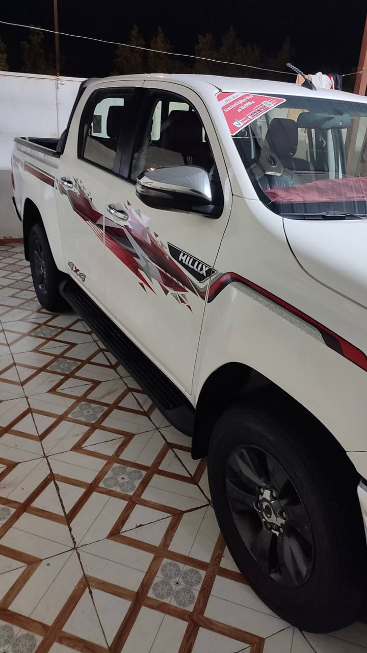 سياره موديل 18وتماتيك كامله كل نقص مابيه الستفسار على هاذ الرقم ***********
