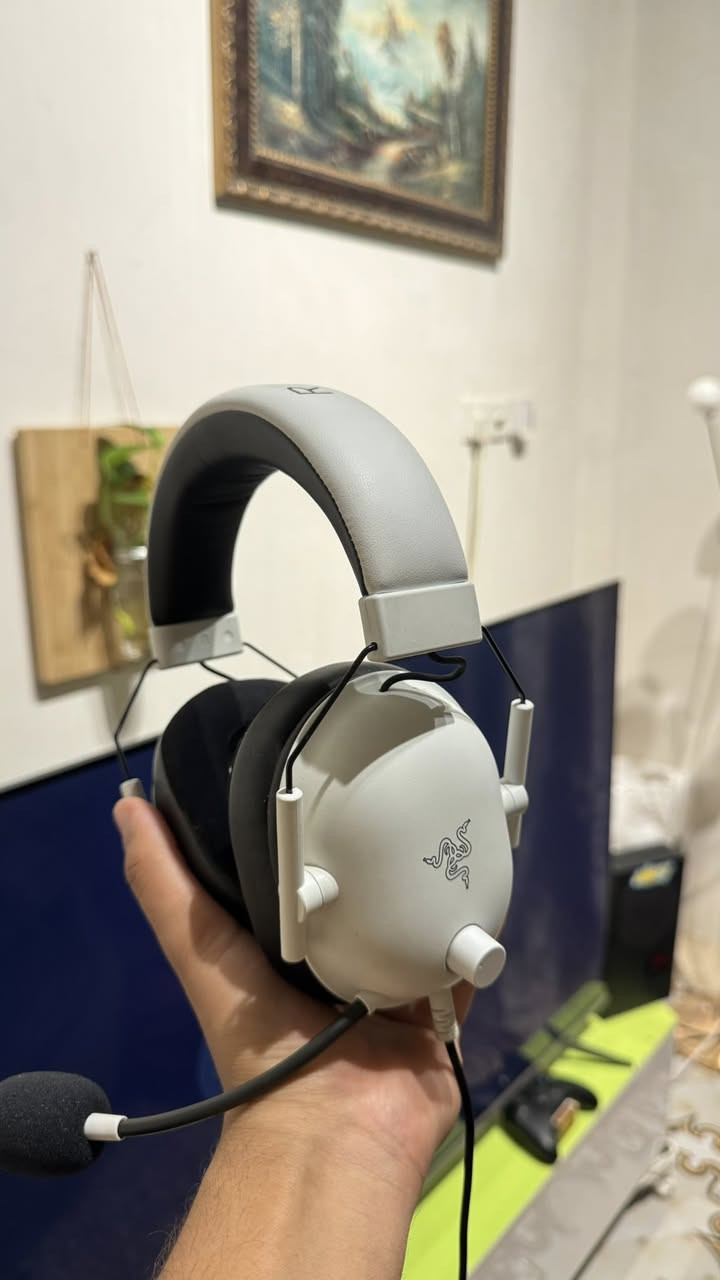 اكس بوكس سيريس اس اسود 1 تيرا بايت الجهاز نضافتة 100‎%‎ مثل ماواضح الجويستك الاصليه بيها مشكلة بالكير الR  فقط مع بطاريات عدد 4 مع جويستك كيم سير اصليه بيها ار جي بي تحكم الوان باللي يعجبك مع كامل ملحقاتهن ماكو اي شي نقص من كراتين ابد مع اشتراك ينتهي شهر السادس 6/20 السعر قفل 550 الف
سماعة رايزون بلاك شارك v2 الامريكية مع منافذ للحاسبة والاكس بوكس يعني عالم ثاني تدعم 7.1 مع ملحقاتها سعرها لوحدها 50 الف قفل السماعة مستخدمة للفحص فقط البيع كل الملحقات كلهن سوه من سماعه والجهاز عنواني كربلاء توصيل ماعندي اعتذر ❤️


**إذا كنت صاحب هذا الإعلان وتريد حذفه لأي سبب، رجاءا أرسل رسالة إلى الدعم الفني**