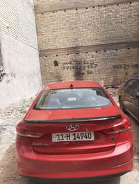 للبيع الانترا  موديل 17 أمريكي السياره جاهزه حادثها جاملغ الأمامي وبني...