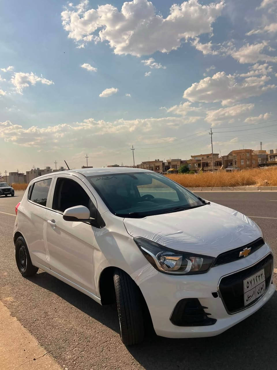 سبارك موديل2018خليجى
كيرو مه كينه به شه رت 
يه ك بارجه و 2 نيو بارجه ى بوياخه
نه رمه ته زره كى هه يه 8 وه ره قه غرامه ى له سه ره دواى معمه له ده كه رينمه وه سعرى 79 وه ره قه مه جاله كى كه م 
*********** أربيل, العراق
