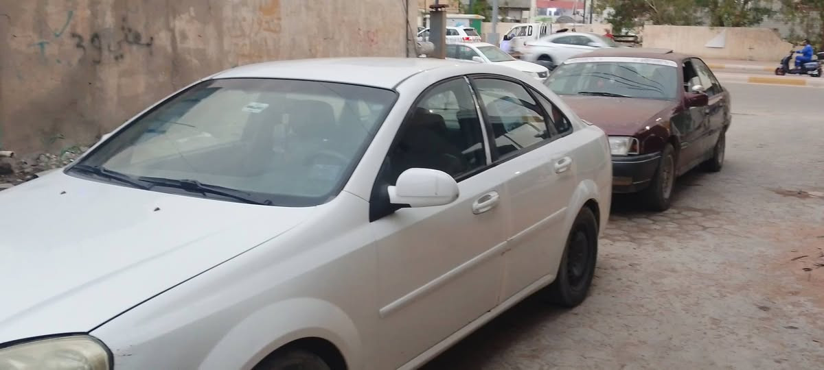 ر سلام عليكم سياره اوبترا للبيع موديل 2012 سياره حره سياره نضيفه وجديده اي اضرار مابيه صبغ كير محرك نضيفات وتبريد شغال ثلج  السعر 75 وبيه مجال 
العنوان رمادي شارع 17 قرب مجسر 
الاستفسار على هذه الرقم 
*********** 
ملاحظه يرهم مراوس
