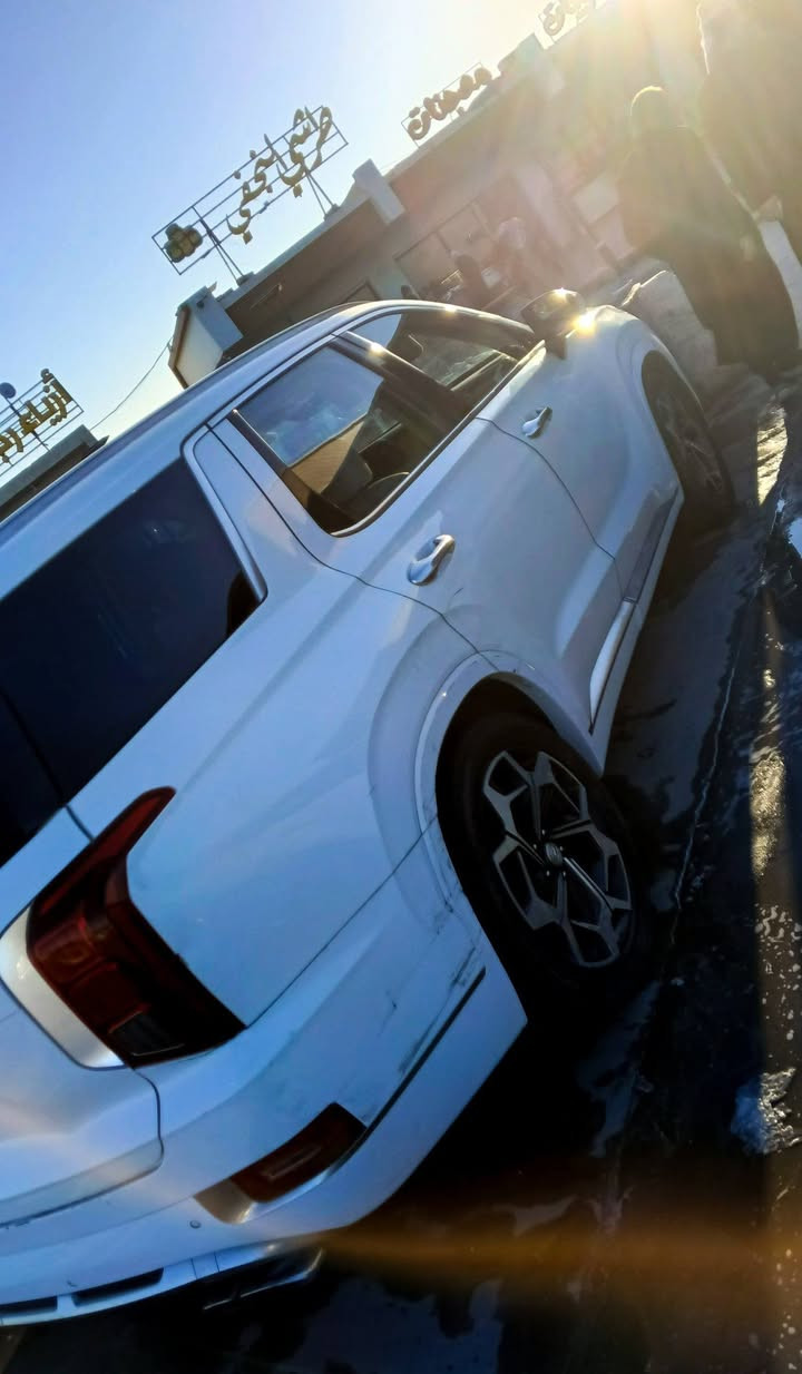 هوندا بلسايد 2022 فول 1/1  مكلف بالنشر موجود رقم واتساب راعيها ***********
المحرك : 3.8L V6

اللون : ابيض 

المواصفات : فول 

فتحتين سقف 

بصمة تشغيل + بصمة ابواب + تشغيل عن بعد

رادارات اماميه + خلفيه + جانبيه 

حساسات اماميه + خلفيه 360

5 كامرات 360 درجه 

كشنات اماميه خزن ميموري 

كشنات اماميه خلفيه تدفئه + تبريد 

كشنات جلد + جميعها كهرباء+الصف الثالث صعود ونزول كهربائي vip منفصل 

دشبول اضاءة محيطيه متعددة الالوان 

بردات جانبيه 

تبريد مركزي + منفصل التحكم 

تحكم ستيرن + شفتات ستيرن + تدفئه ستيرن 

مري هيتر + تعتيم 

ويل كب 20

صندوق كهرباء شفط + 4وضعيات فتح صندوق

5 وضعيات قياده 

اوتو هولد + نقطه عمياء + اوتو بريك +داتاشو

سايد بريك بصمه + مثبت سرعه + تحديد مسار 

شحن لاسلكي + شاشة كبير + carplay 

تخم تاير جديد باتري جديد متصرف عليها ولا فلس 

وبعد بيها

رقم بغداد انگليزي الدولي وهزه كامله باسمي 
وارد امريكي حادثها موضح بالصور فقط 
متواجد واتساب *********** حامد ابو مصطفى
