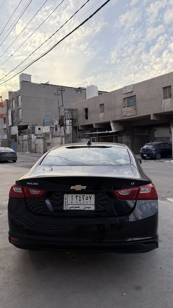 السلام وعليكم
للبيع ماليبو 2018

حادثها دعامية فقط و بدون صبغ 

فئة LT فول عدا الفتحة

رقم ميسان انكليزي الجديد و هزة جديدة

بصمة

تشغيل عن بعد

شاشة جبيرة

تحكمات ستيرن

كشنات كهرباء

داخل جوزي مثل ما موضح بالصورة

صور الحادث مرفقة بالمنشور

ماشية 180 الف ميل

مكاني بغداد كم سارة او شارع الصناعة

رايدها 90 ورقة و بيها مجال 

***********

***********
